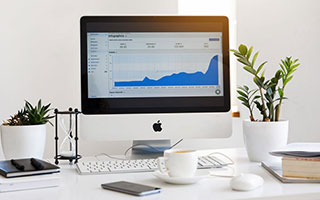 星空体育-国际热身赛国家队惨败 球迷反思战术问题，2021国际热身赛赛程