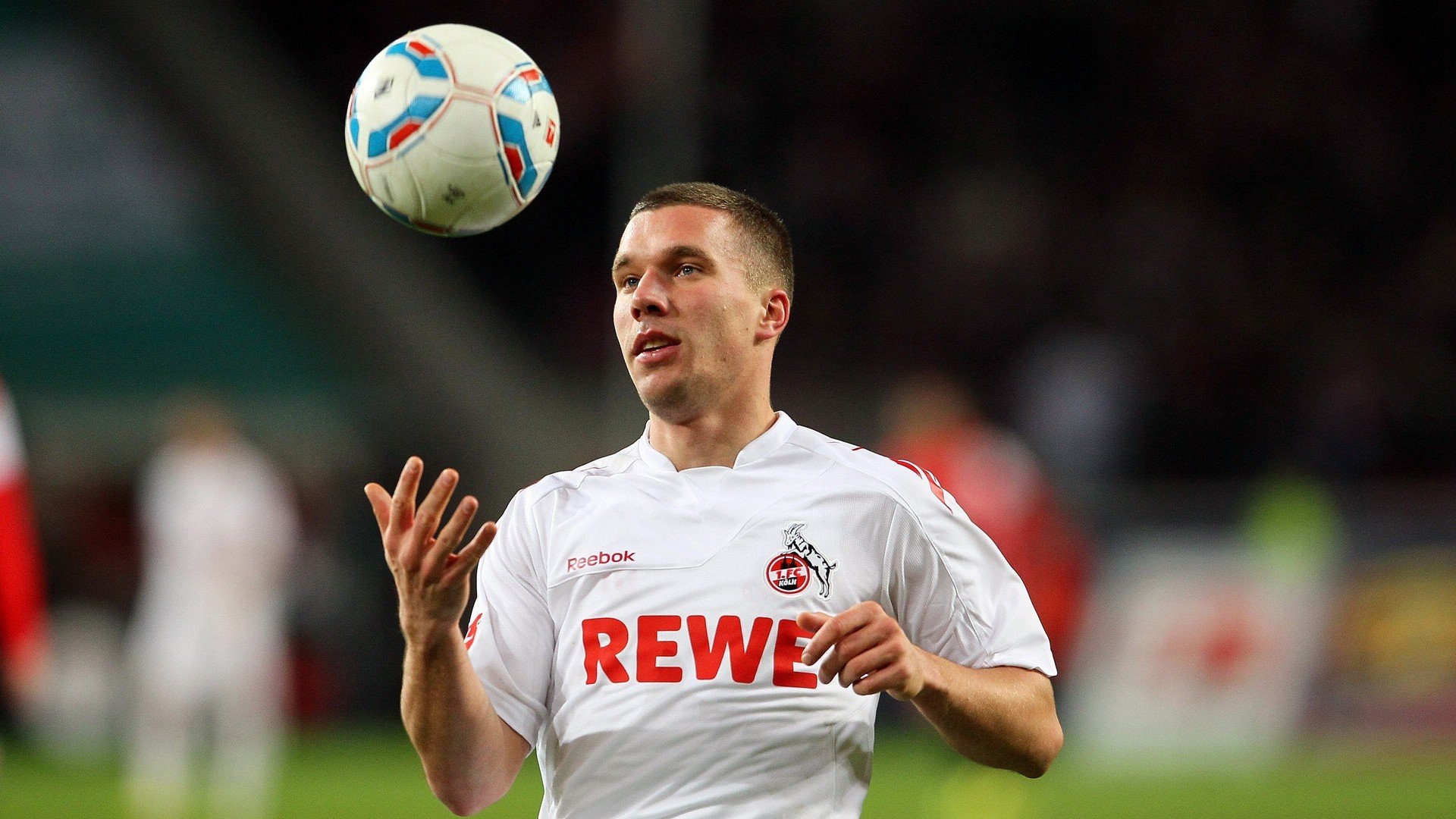 《英雄联盟》世界预选在线火热进行！揭开全球电竞战火的序幕